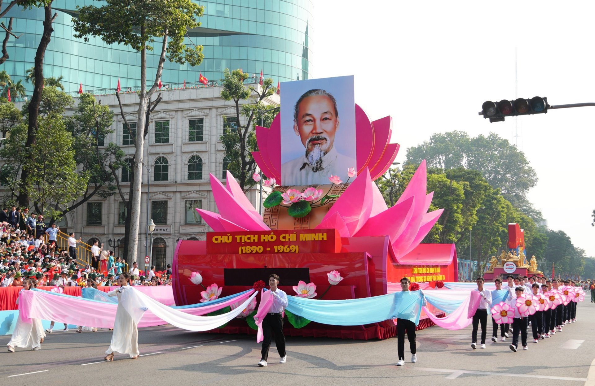 Tích cực chuẩn bị cho diễu hành
