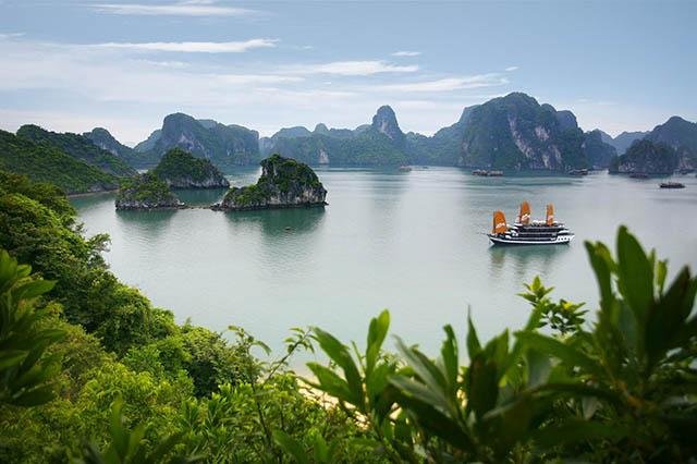 Đóng góp của ngành Du lịch tại một số địa phương trọng điểm vào tăng trưởng tổng mức bán lẻ hàng hóa và doanh thu dịch vụ tiêu dùng 02 tháng đầu năm 2025