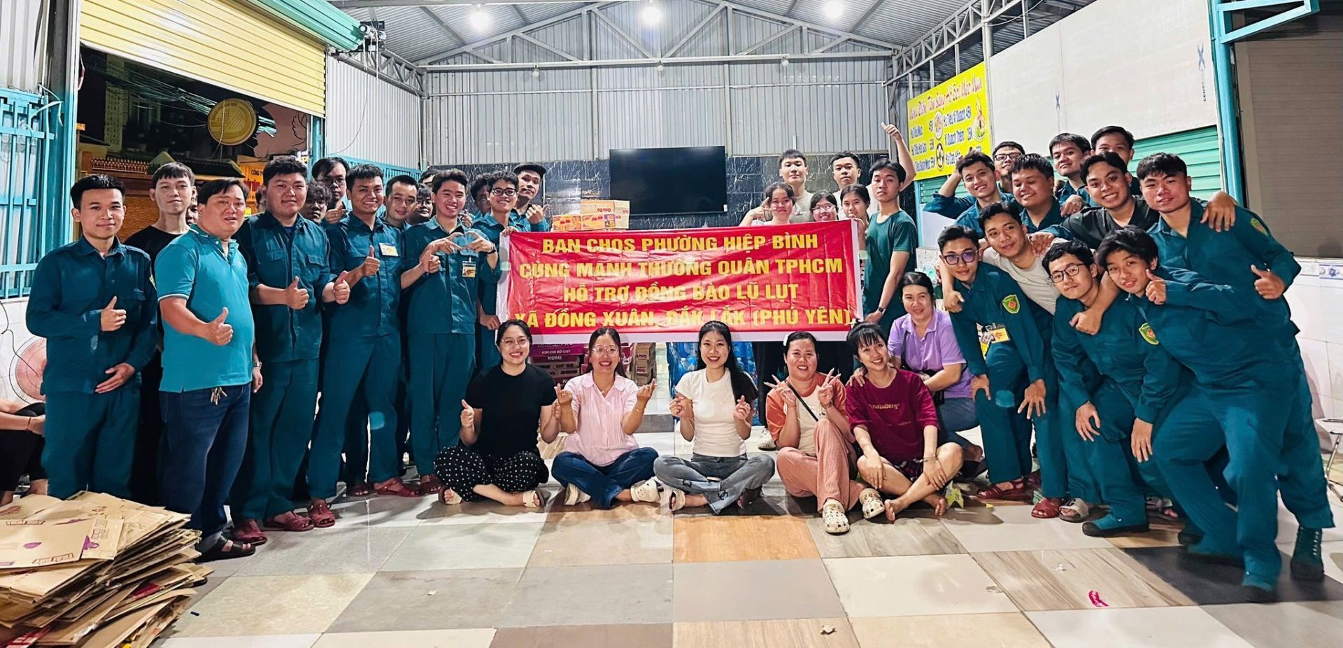 C&oacute; thể l&agrave; h&igrave;nh ảnh về một hoặc nhiều người, bệnh viện v&agrave; văn bản