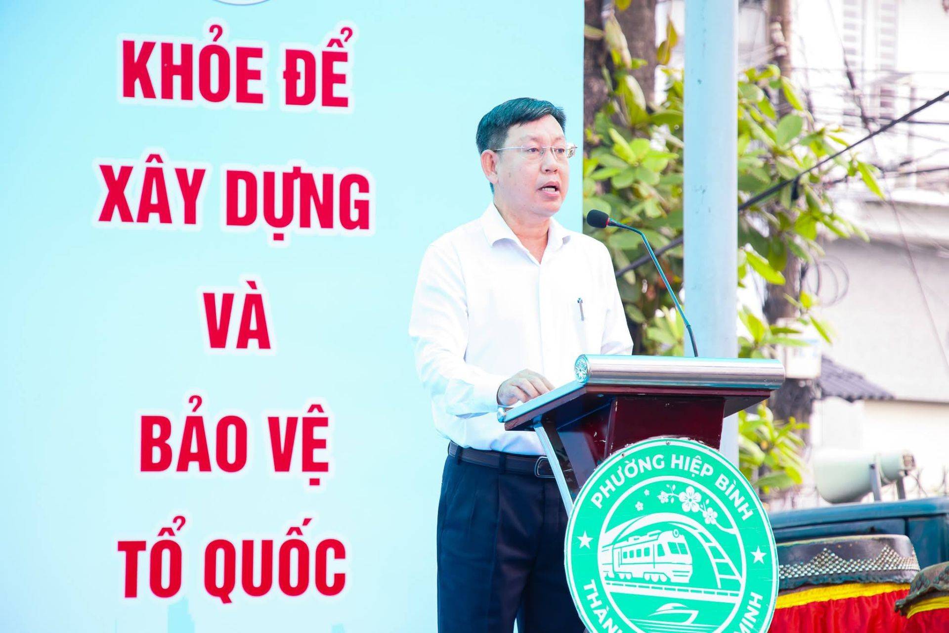 C&oacute; thể l&agrave; h&igrave;nh ảnh về văn bản cho biết 'ी KHỎE ĐỂ X&Acirc;Y DỰNG V&Agrave; BẢO VỆ TỔ QUỐC PHƯỠNG PHƯƠNG HIEP B&Igrave;NH B&Igrave;NH * O PG T 0&middot;ー 0.동 H * R HNI'