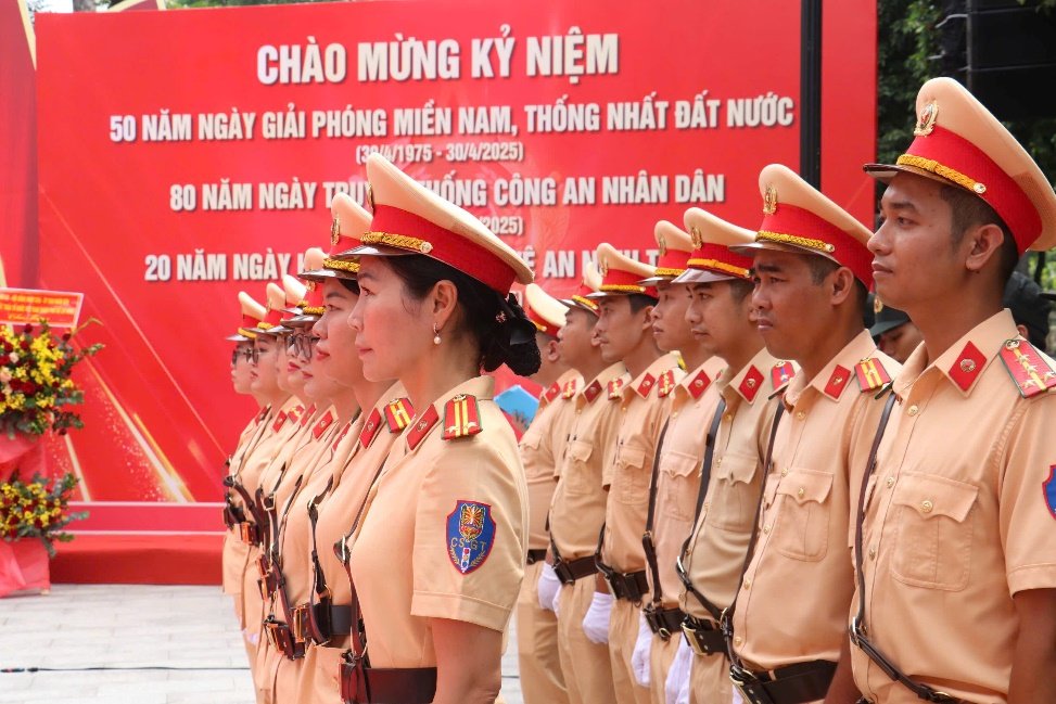 Thủ tướng yêu cầu tăng cường công tác bảo đảm an ninh, trật tự dịp Lễ 30/4 và 01/5