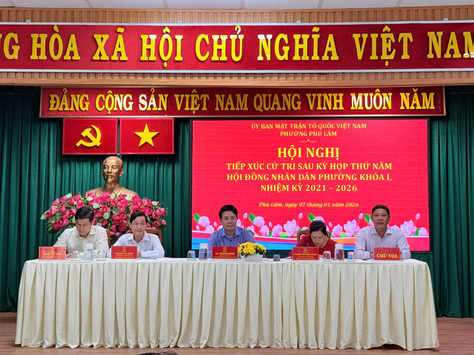 HỘI NGHỊ TIẾP XÚC CỬ TRI SAU KỲ HỌP THỨ NĂM HỘI ĐỒNG NHÂN DÂN PHƯỜNG KHÓA I, NHIỆM KỲ 2021 - 2026